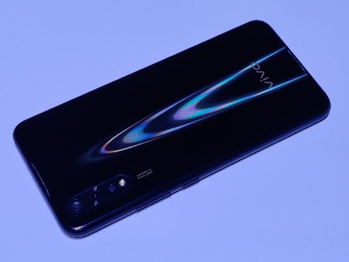 vivo Z5ʽ4800AI 1598Ԫ