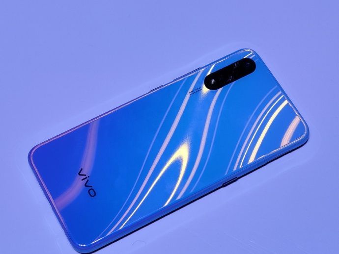 vivo Z5ʽ4800AI 1598Ԫ